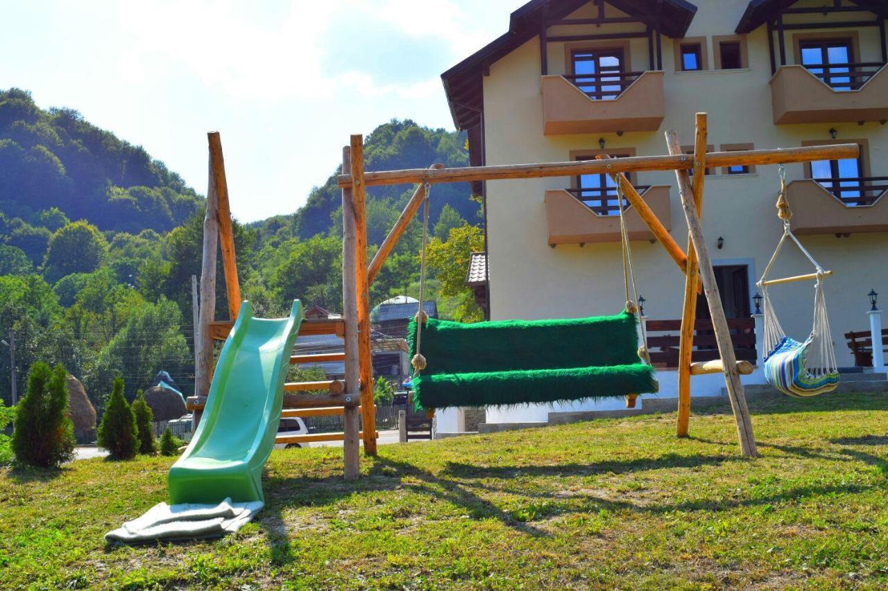 Heaven Guesthouse Corbeni Dış mekan fotoğraf