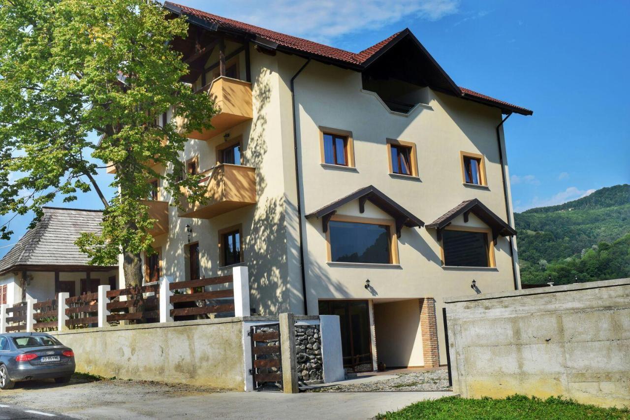 Heaven Guesthouse Corbeni Dış mekan fotoğraf