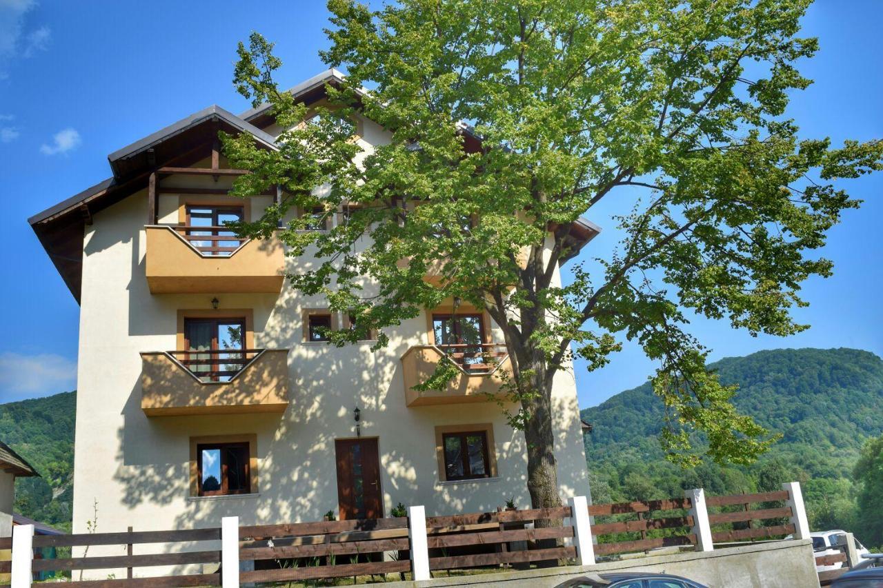 Heaven Guesthouse Corbeni Dış mekan fotoğraf